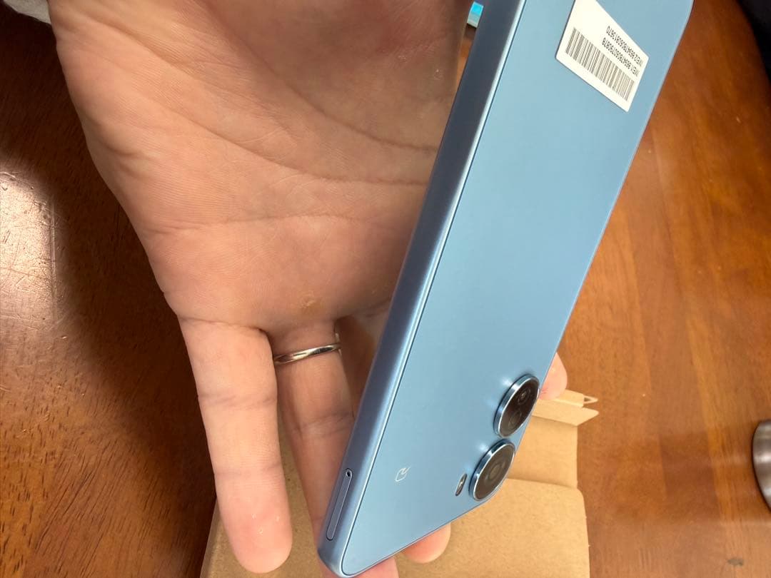 Libero 5G IV A302ZT ライトブルー スマホ本体