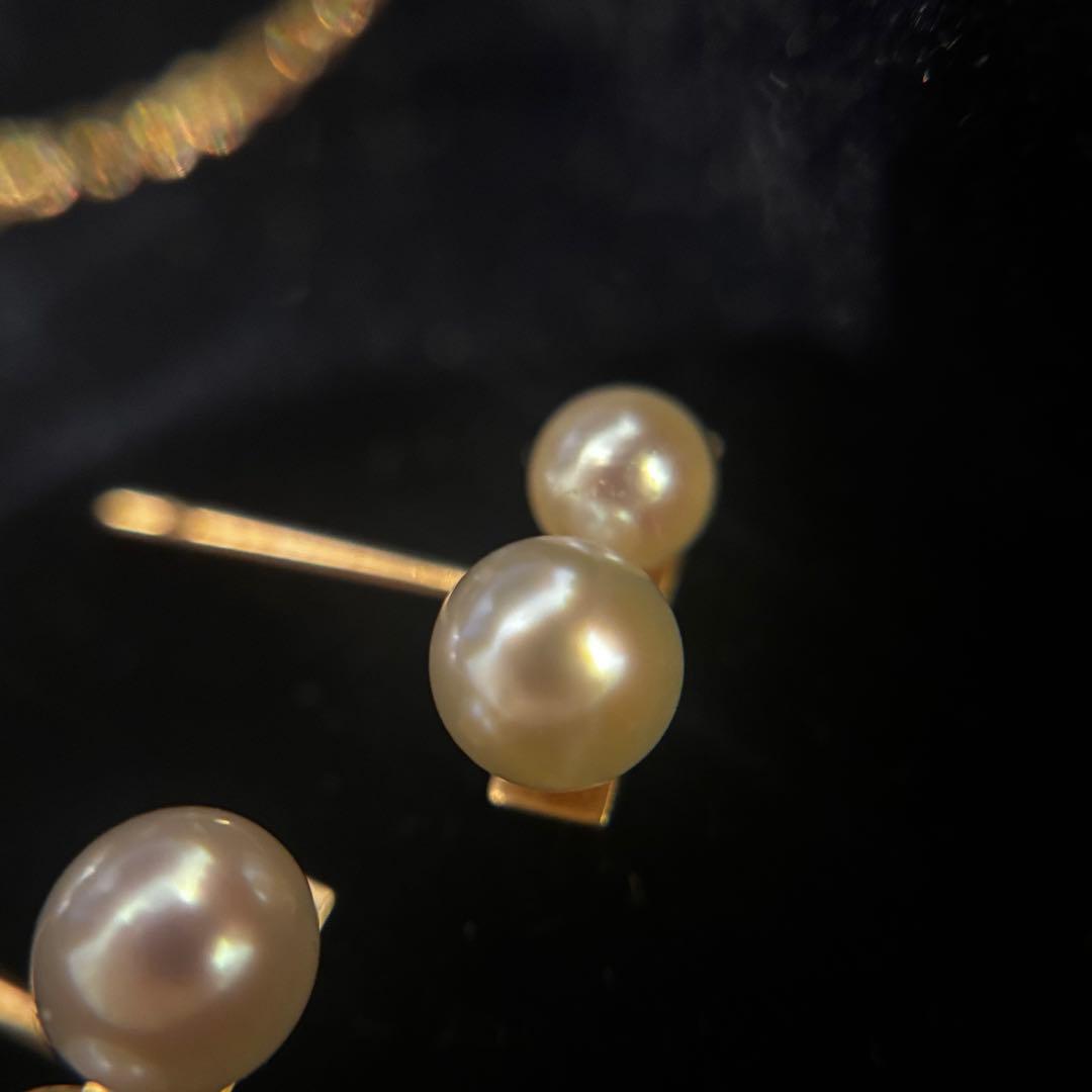 A　ヴァンドーム青山　パールピアスとパールネックレスセット