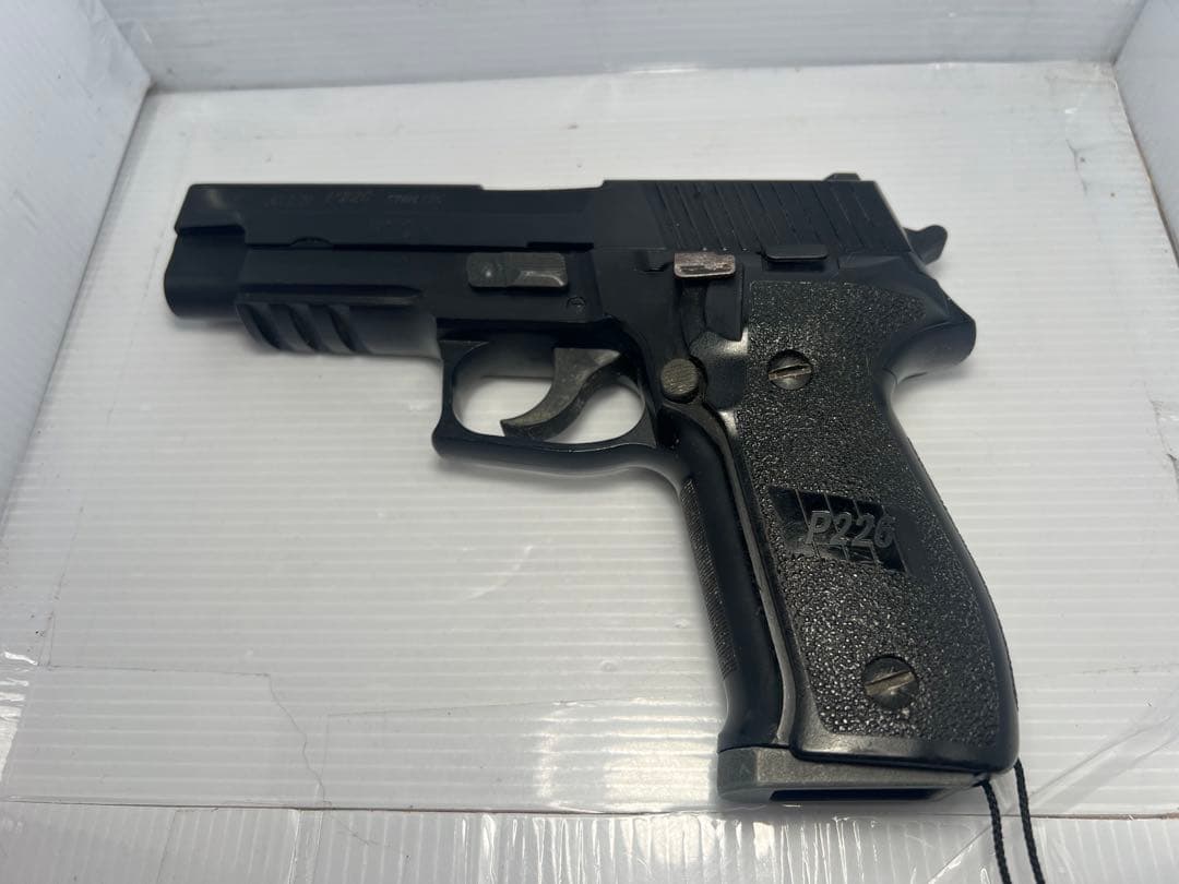 東京マルイSIG SAUER P226　ガスガン