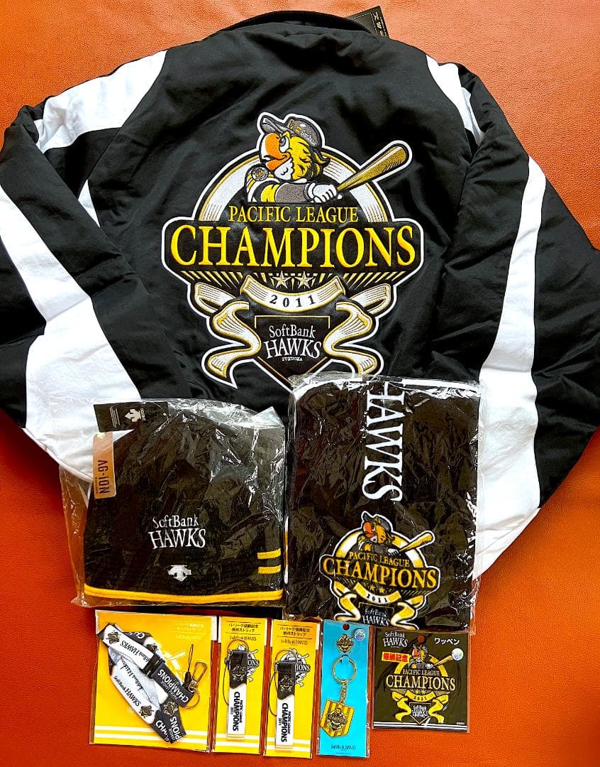 未使用品 福岡ソフトバンクホークス 2011優勝記念グッズ 8点 ミズノプロ製