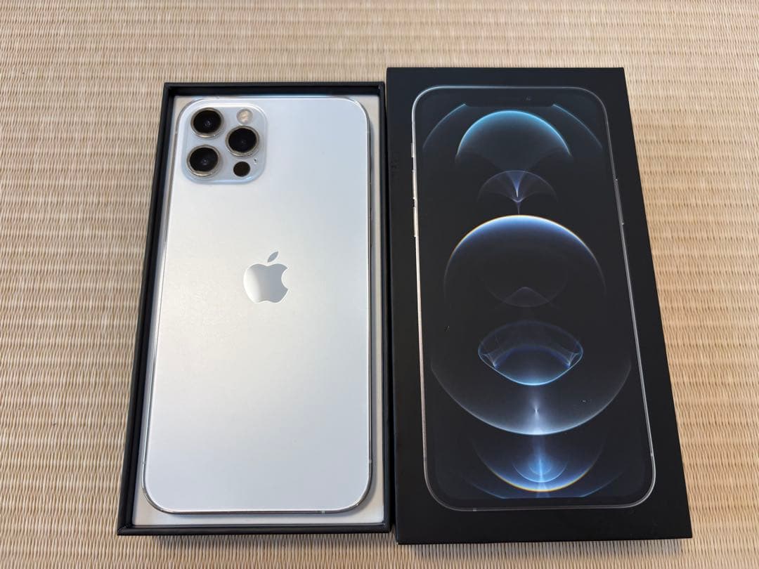 iPhone 12 pro 256GB シルバー