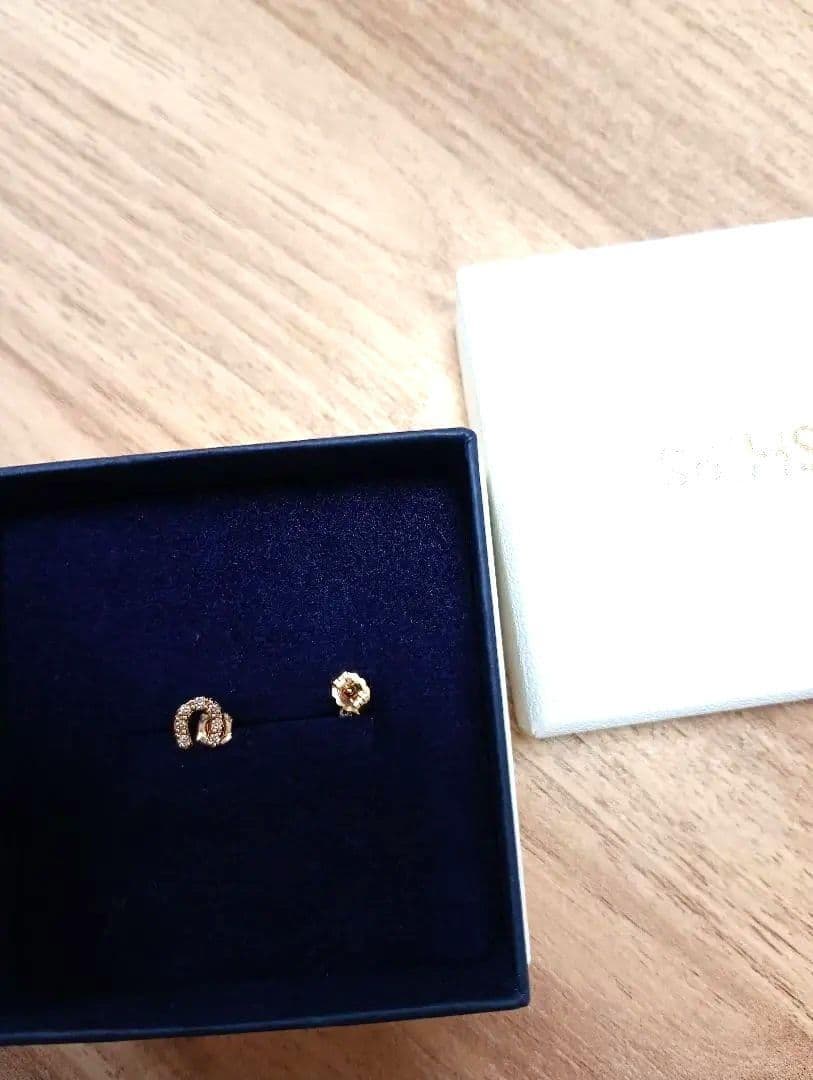 SHIPS 10Kダイヤモチーフピアス