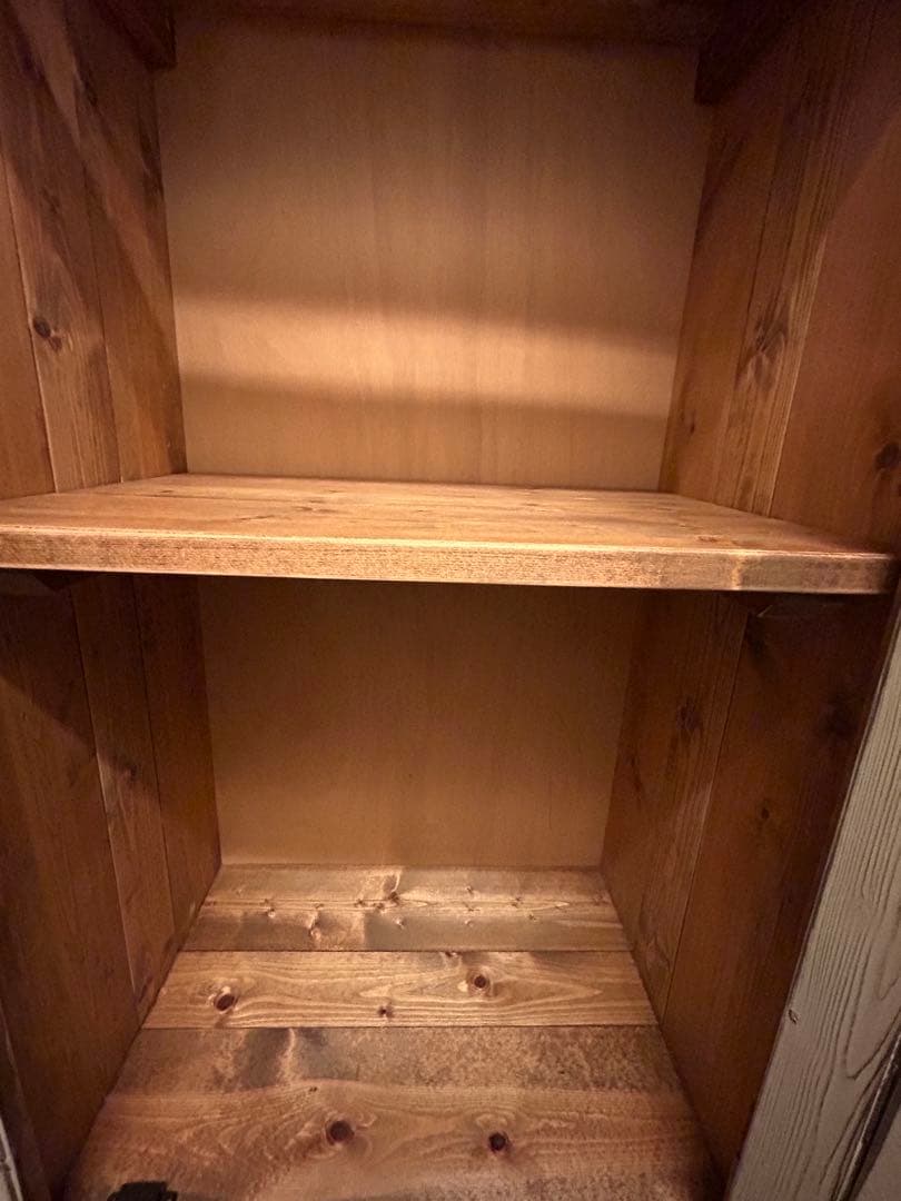 ◆むぎ◆一人暮らしにピッタリ　難あり　スリム　キャビネット　オーダーメイド