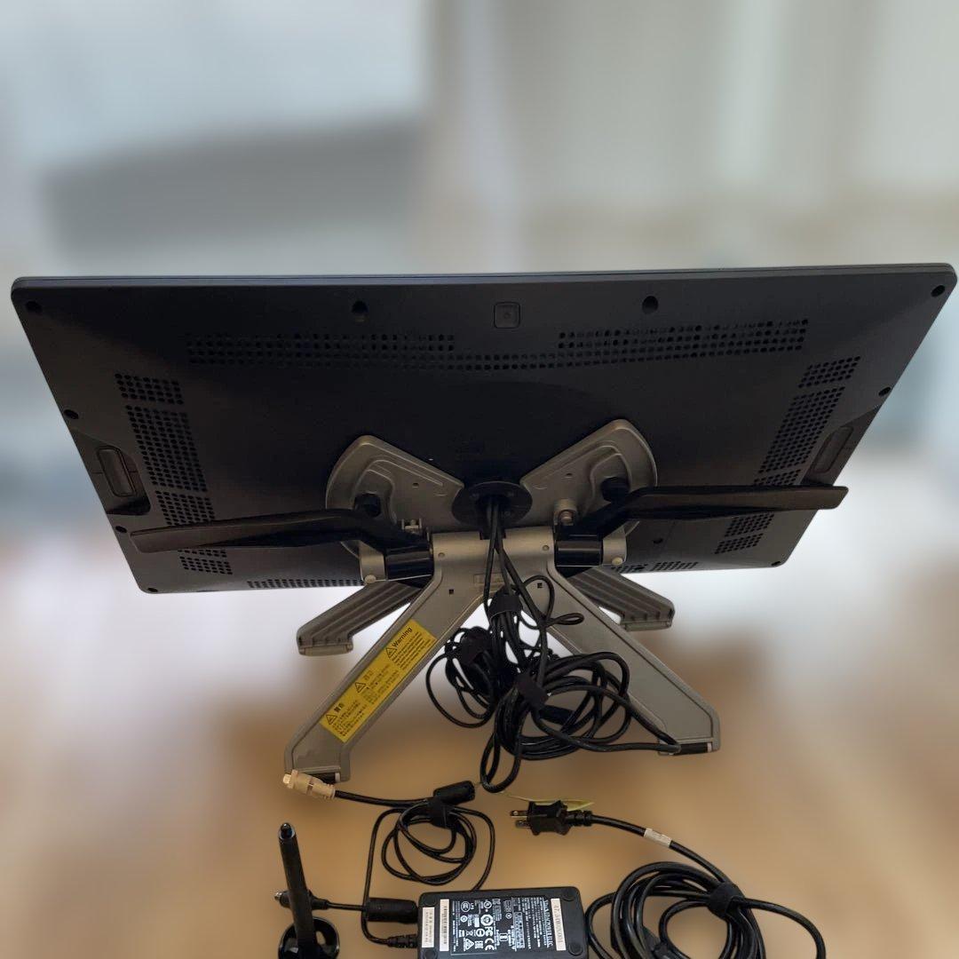 WACOM DTK-2200/K0 液タブ Cintiq22HD 21.5型