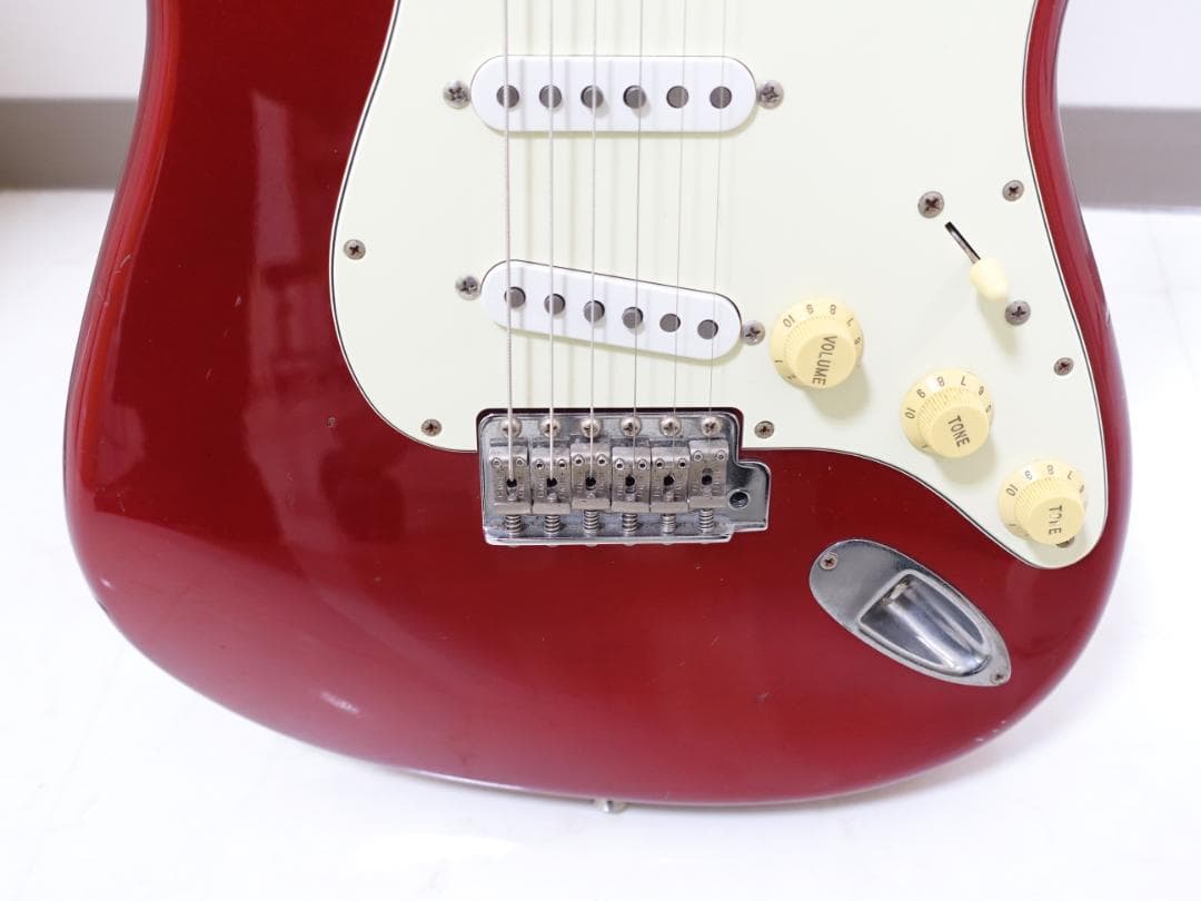 Fender Japan　ストラト　ST-62-70　キャンディアップルレッド色