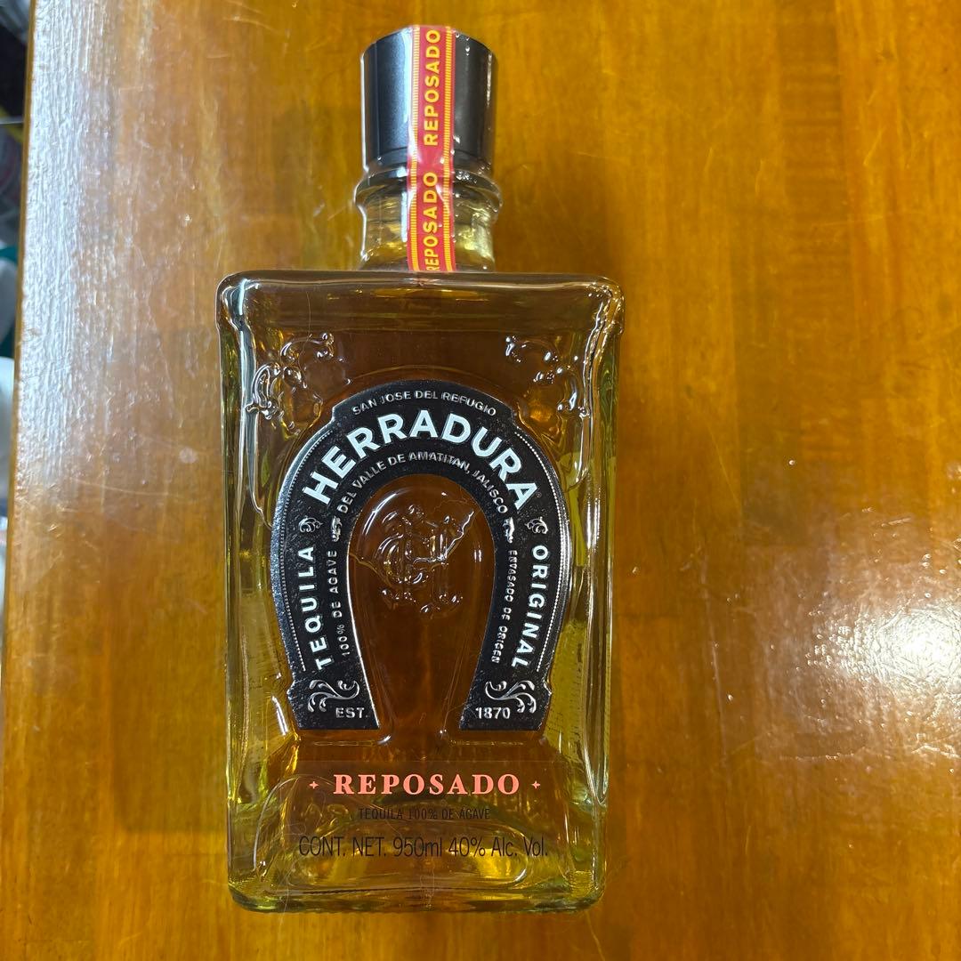 HERRADURA レポサド テキーラ 950ml 40%