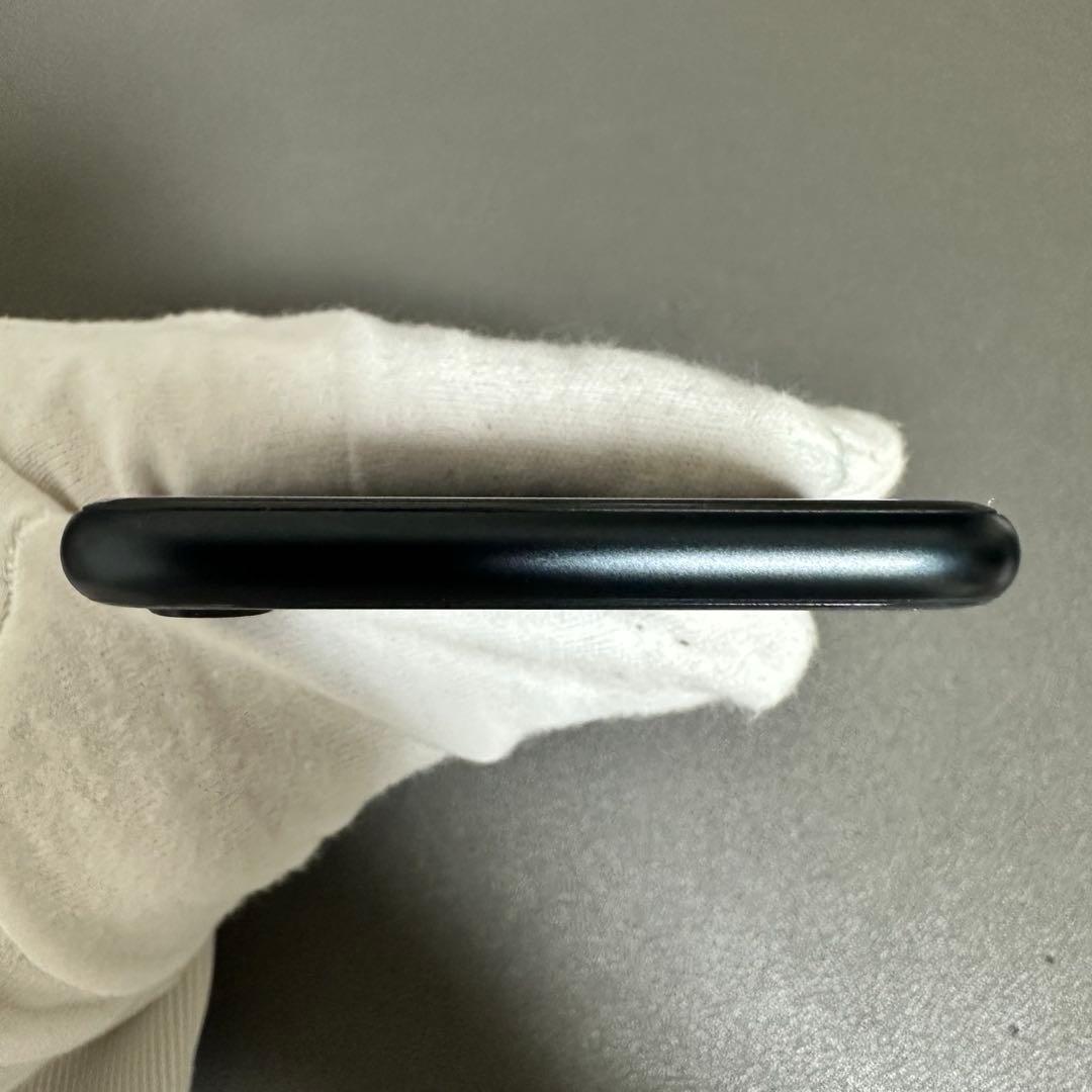 iPhone SE3 第3世代 128GB SIMフリー バッテリー100% 黒