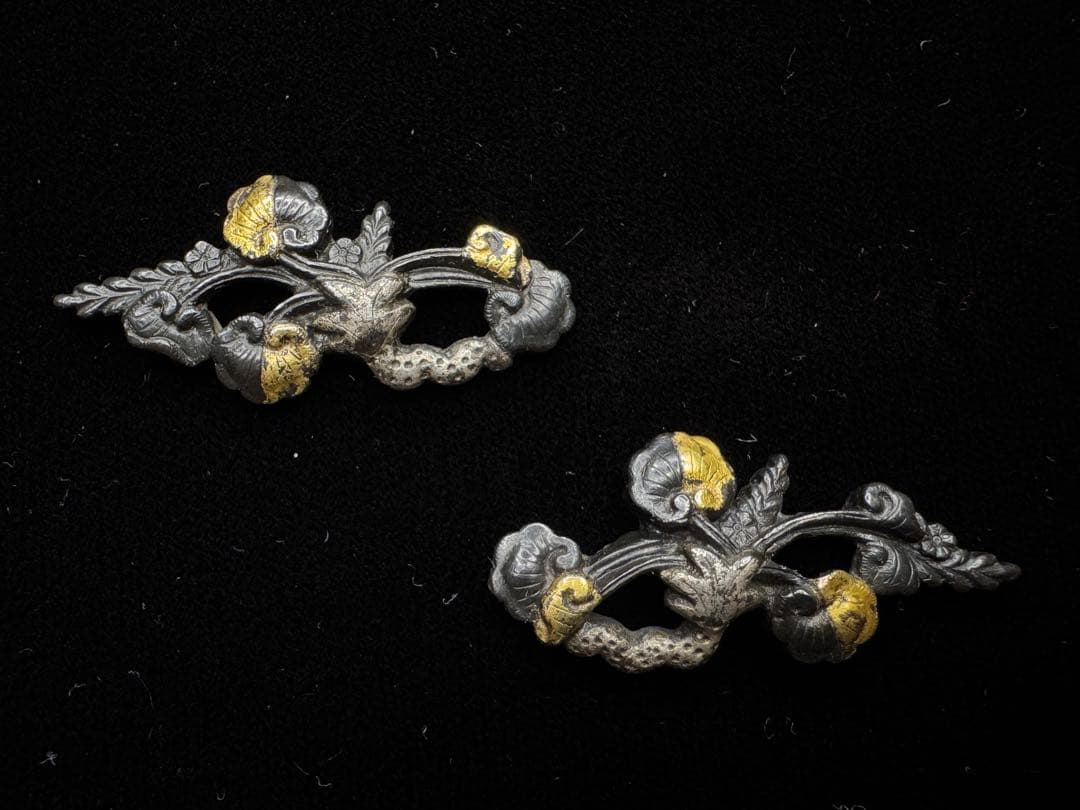 目貫 無銘 赤銅地 山葵図 桐箱 日本刀 刀装具 骨董 古美術 江戸時代 時代物