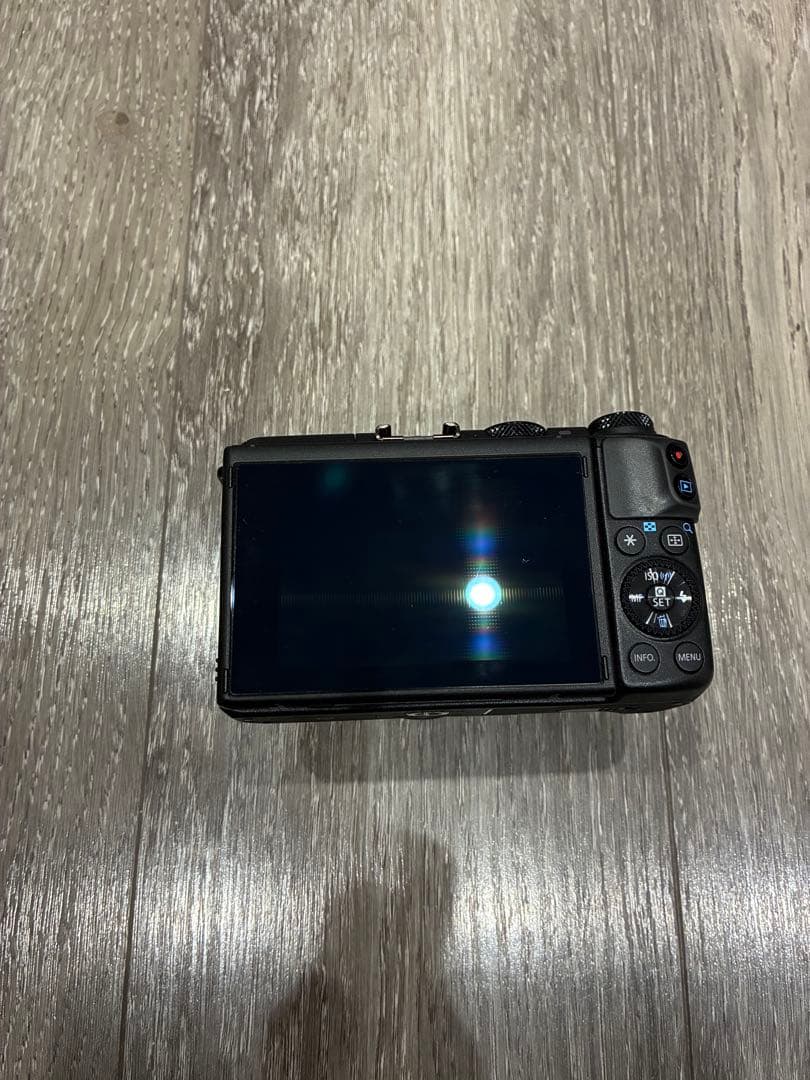 Canon ミラーレスEOS M3 交換レンズ 三脚etc.