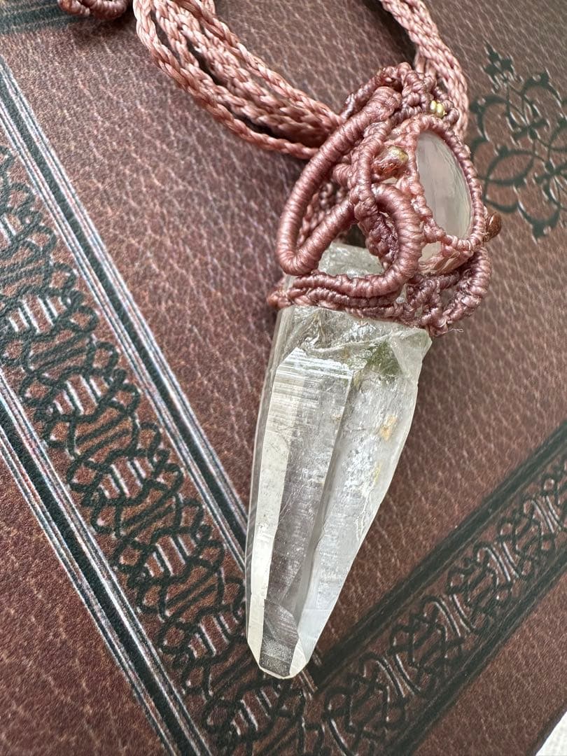 専用　　ヒマラヤ•ガネーシュヒマール水晶　クローライト内包