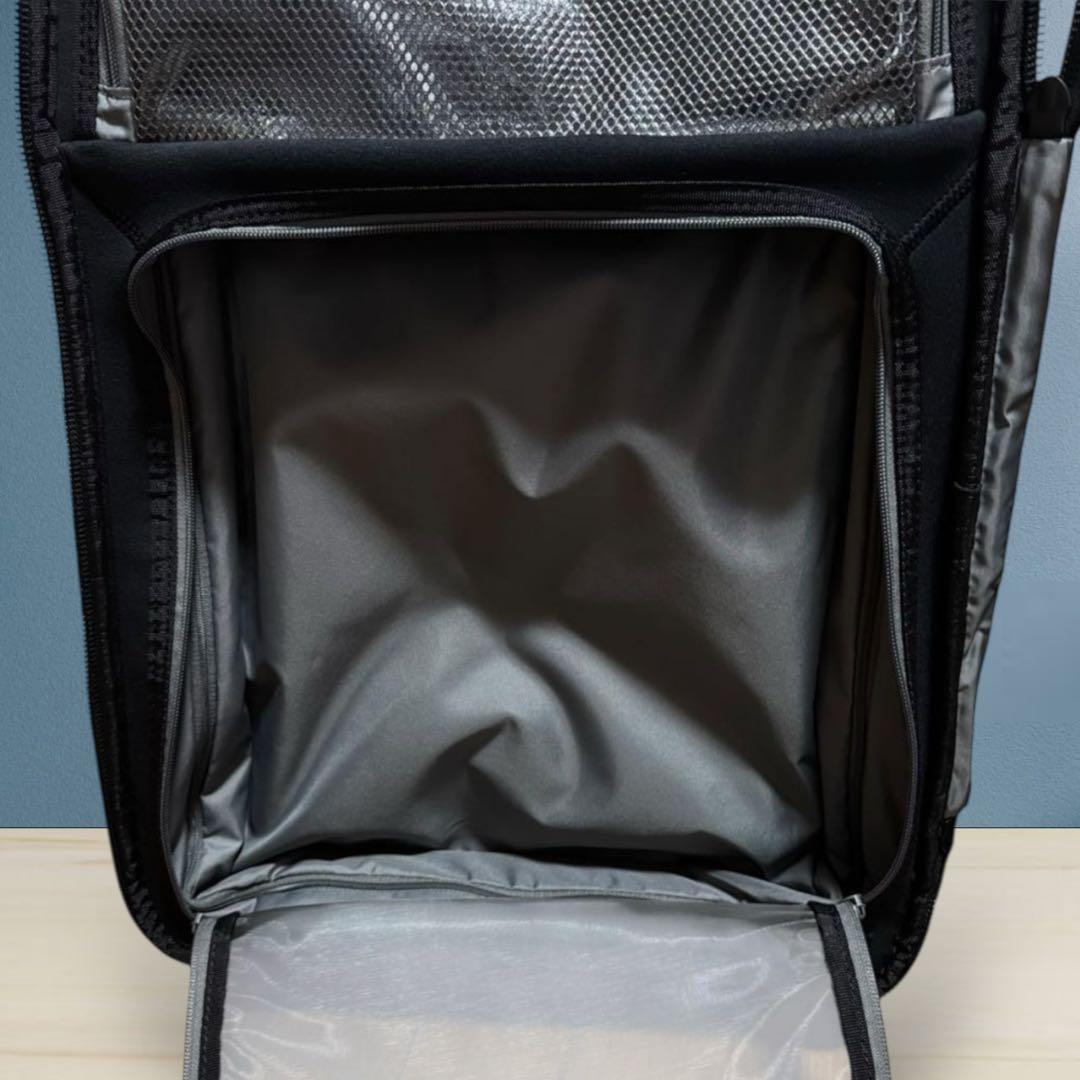 BURTON ウィーリー フライト デック バートン　スーツケース キャリー