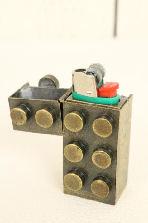 【新品】☆ビューティービースト：ロゴ刻　ブロック型　真鍮　ライターケース