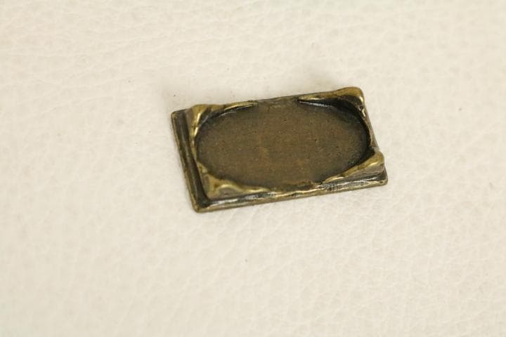 【新品】☆ビューティービースト：ロゴ刻　ブロック型　真鍮　ライターケース