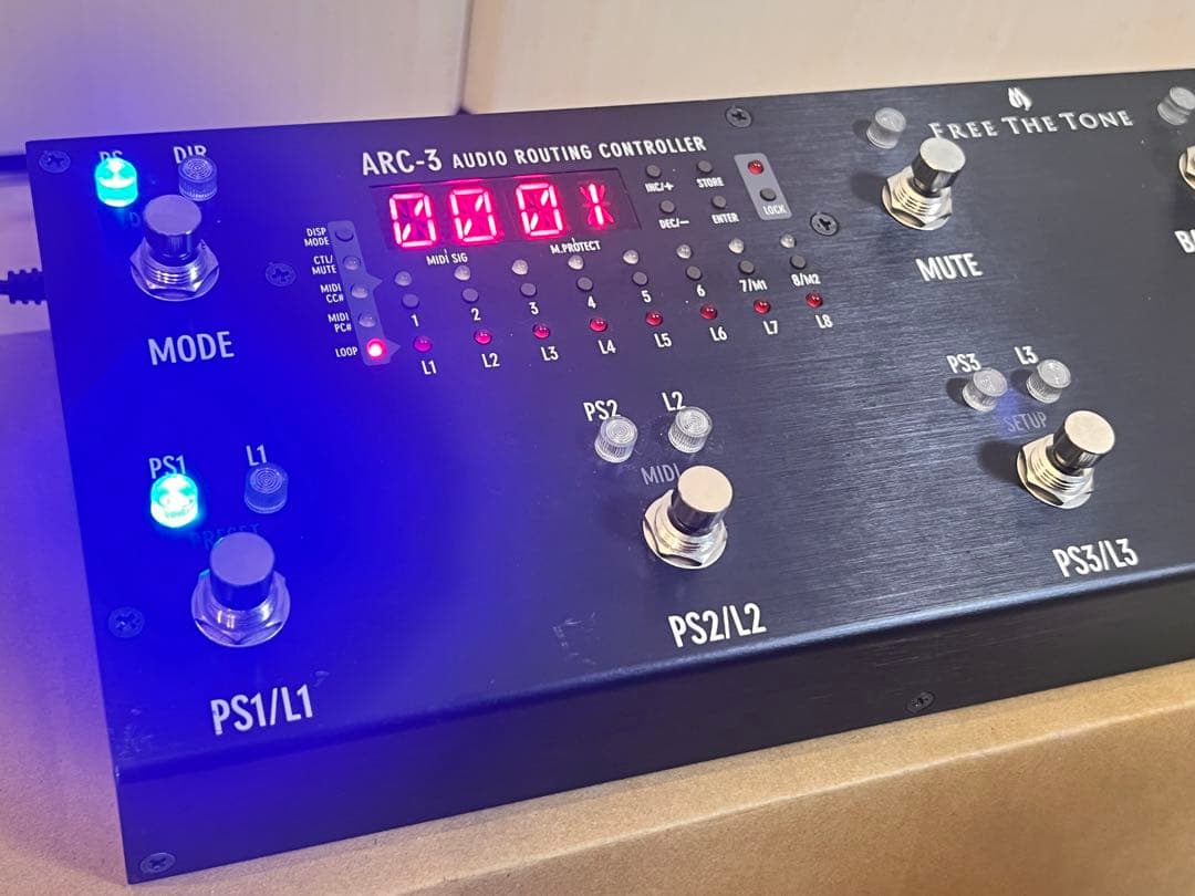 Free The Tone ARC-3 受注生産ブラック