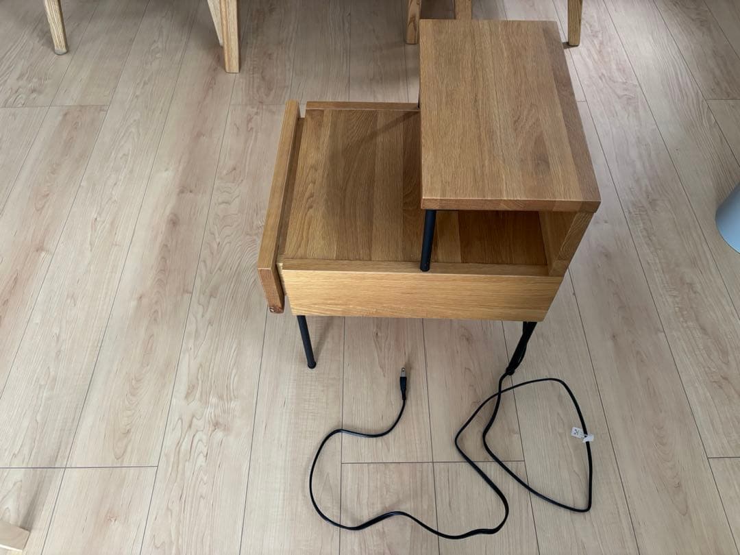 木目調サイドテーブル 引き出し付き