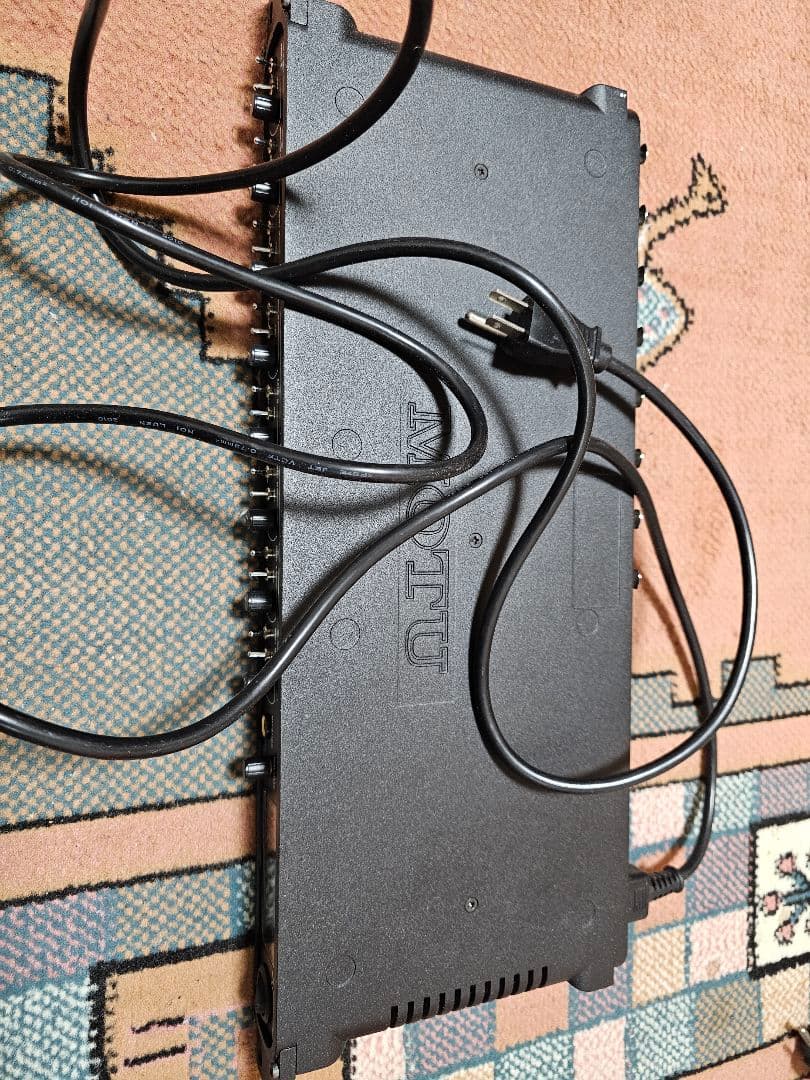 MOTU 8 pre Firewireオーディオインターフェース