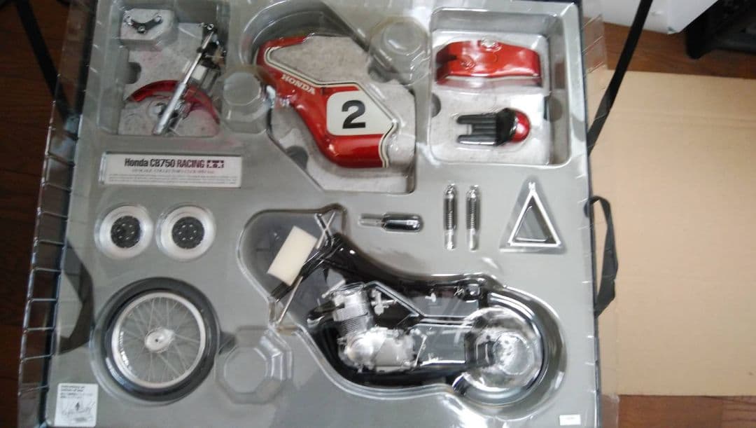 タミヤ1/6 CB750 RACING 新品