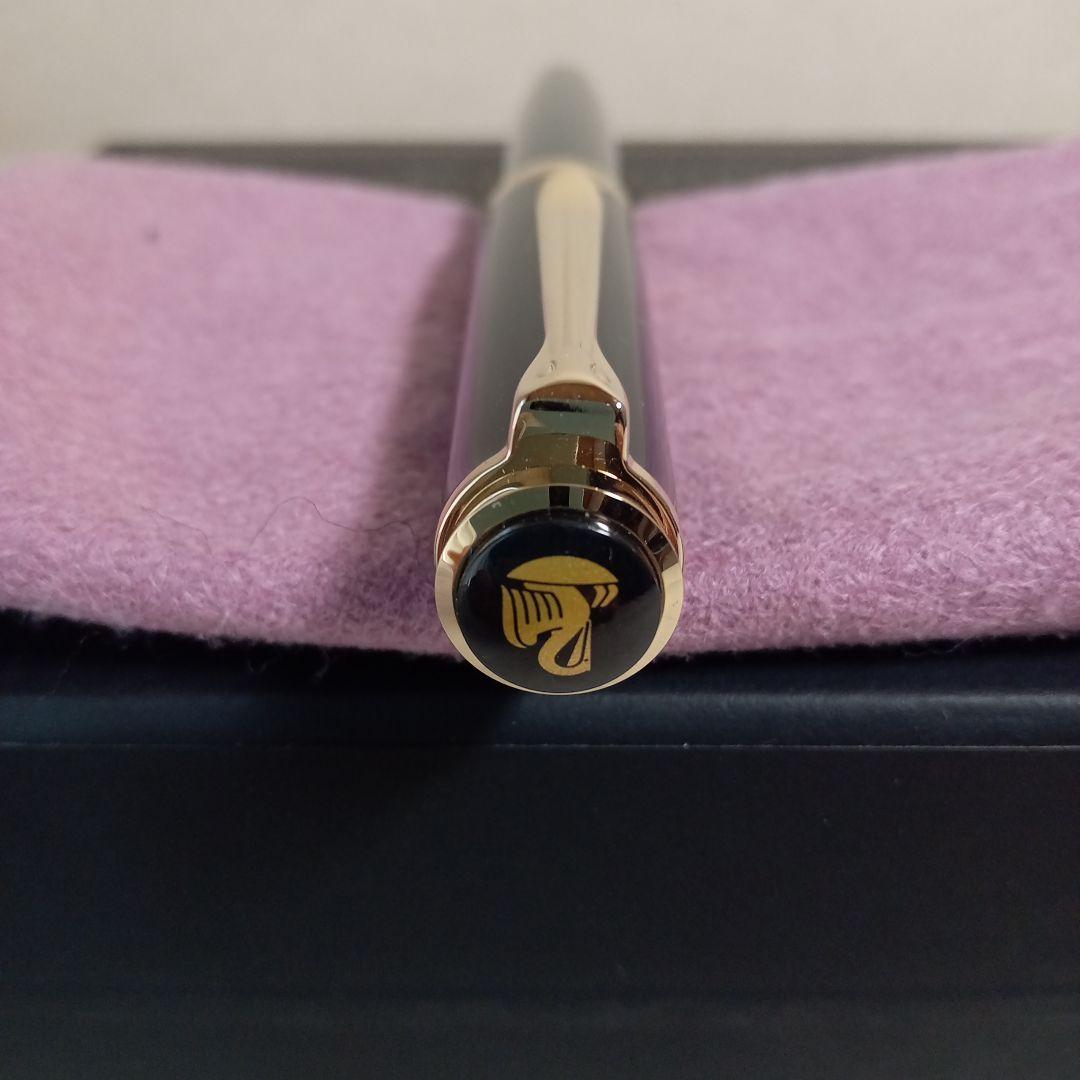 未使用品　希少❢　ペリカン万年筆　F (細字) 14金