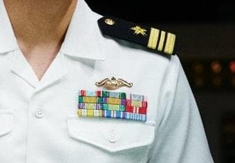 映画沈黙の艦隊原子力潜水艦シーバット副長中村蒼さん演じる山中栄治防衛記念章セット