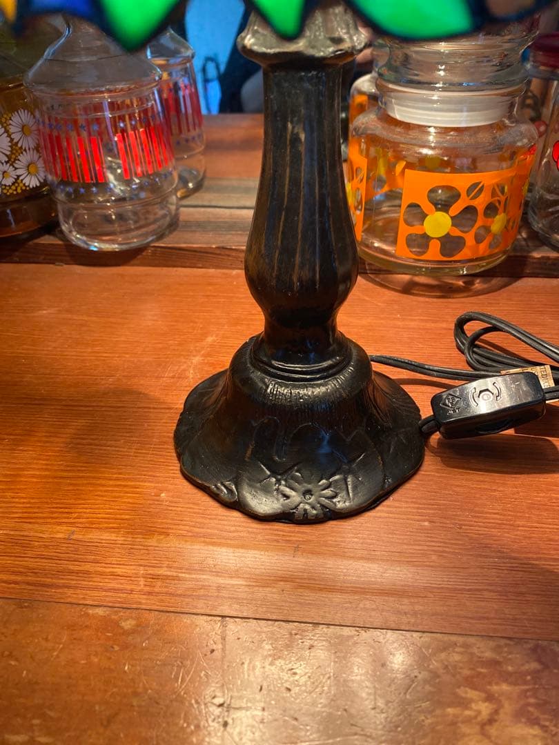 ステンドグラス　ランプ　卓上　シェード　インテリア