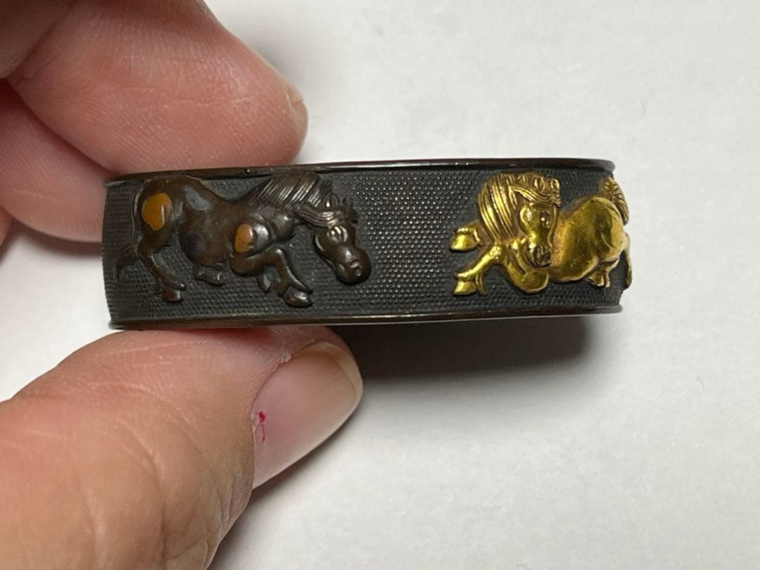 最終値下げ 金象嵌 縁頭 駿馬 刀装具 (刀剣 鐔 鍔 )