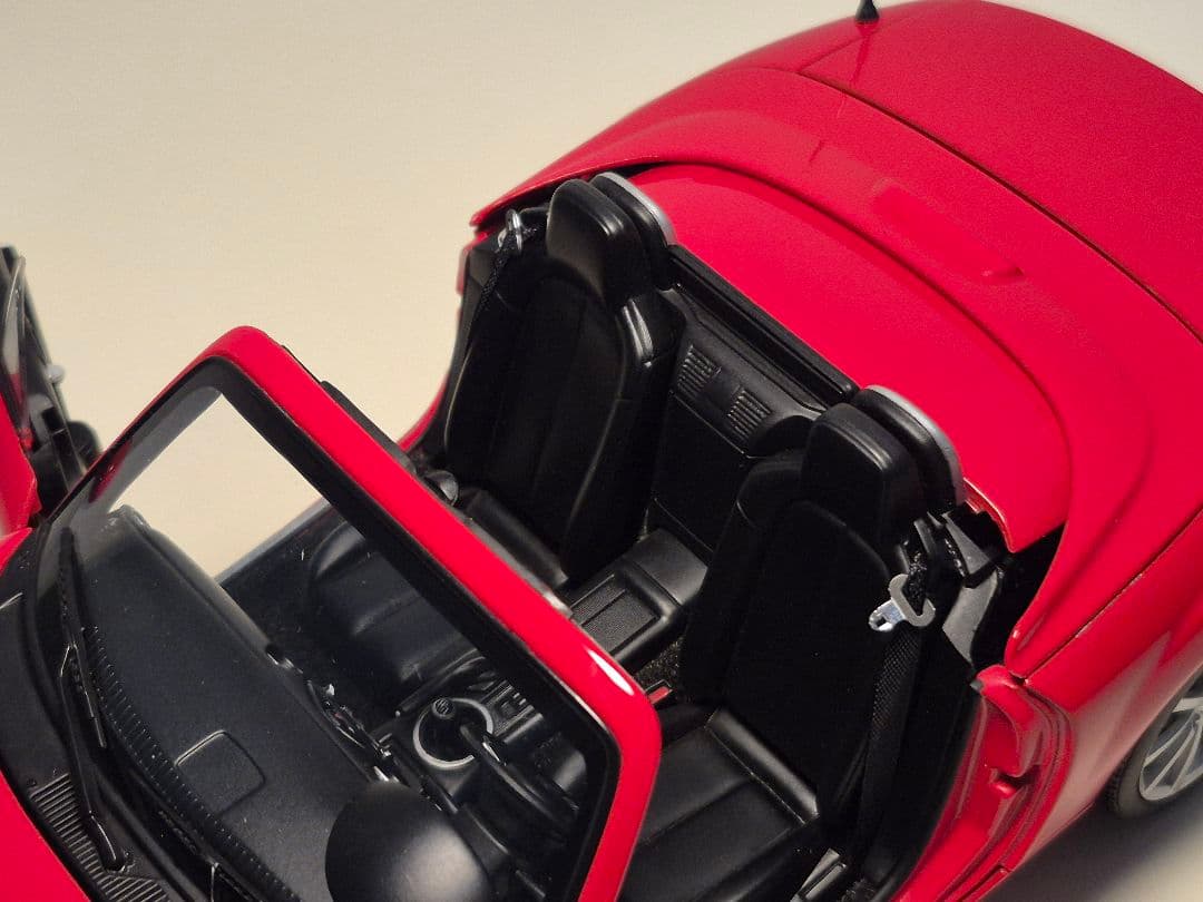 1/18 AUTOart　Mazda MX-5　Roadster　左ハンドル