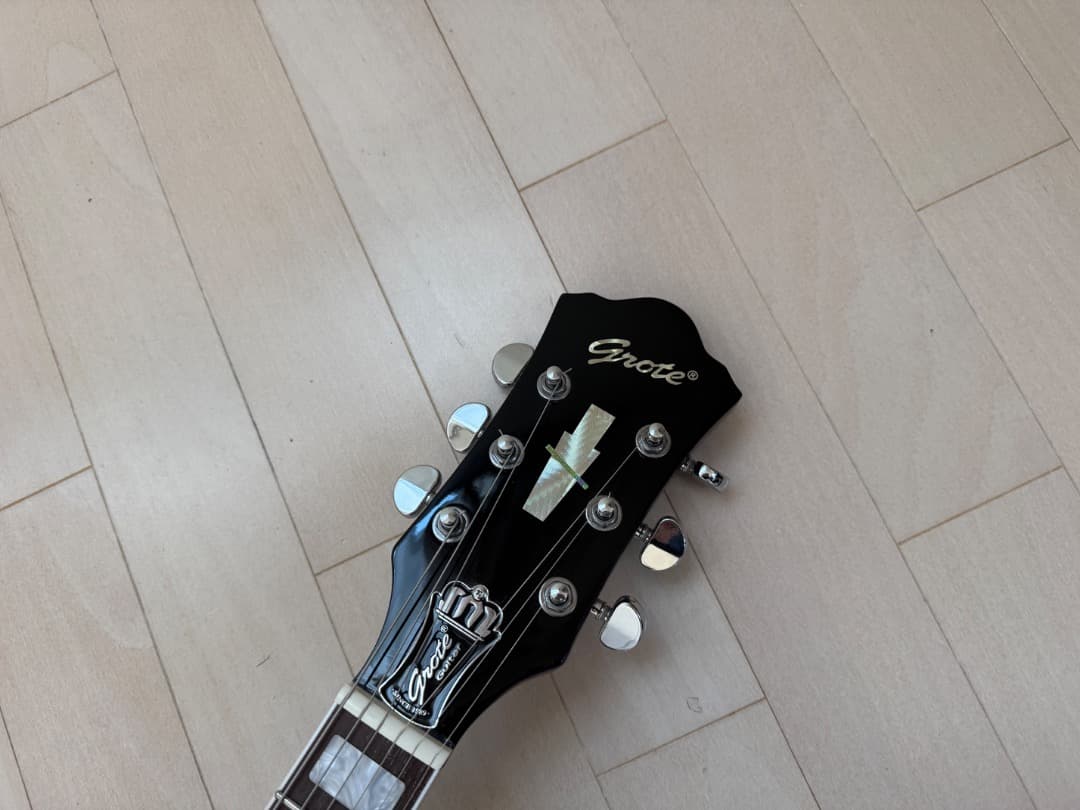 grote 335タイプ セミアコ ギター　パープル