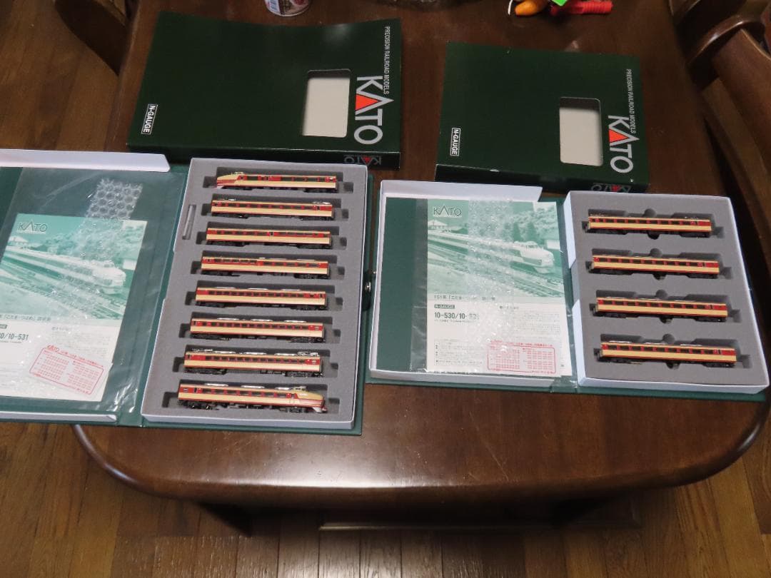 KATO Nゲージ 151系（こだま／つばめ） 基本＋増結のフル編成セット