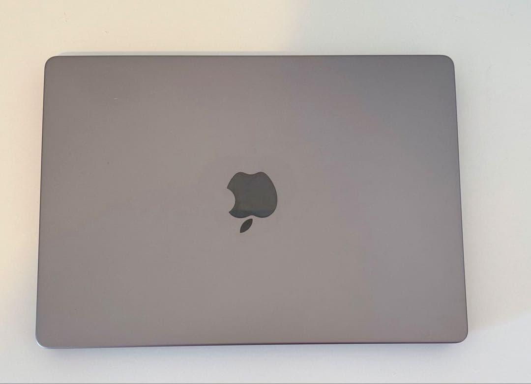 美品 Macbook Pro 2021 16インチ M1 pro