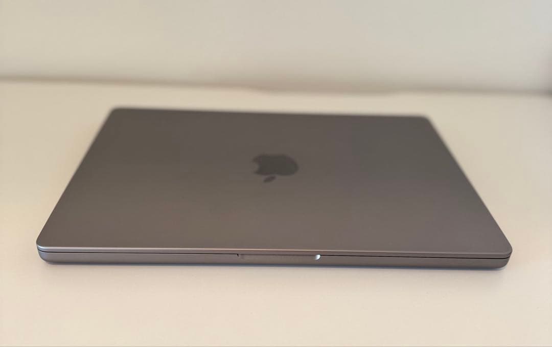 美品 Macbook Pro 2021 16インチ M1 pro