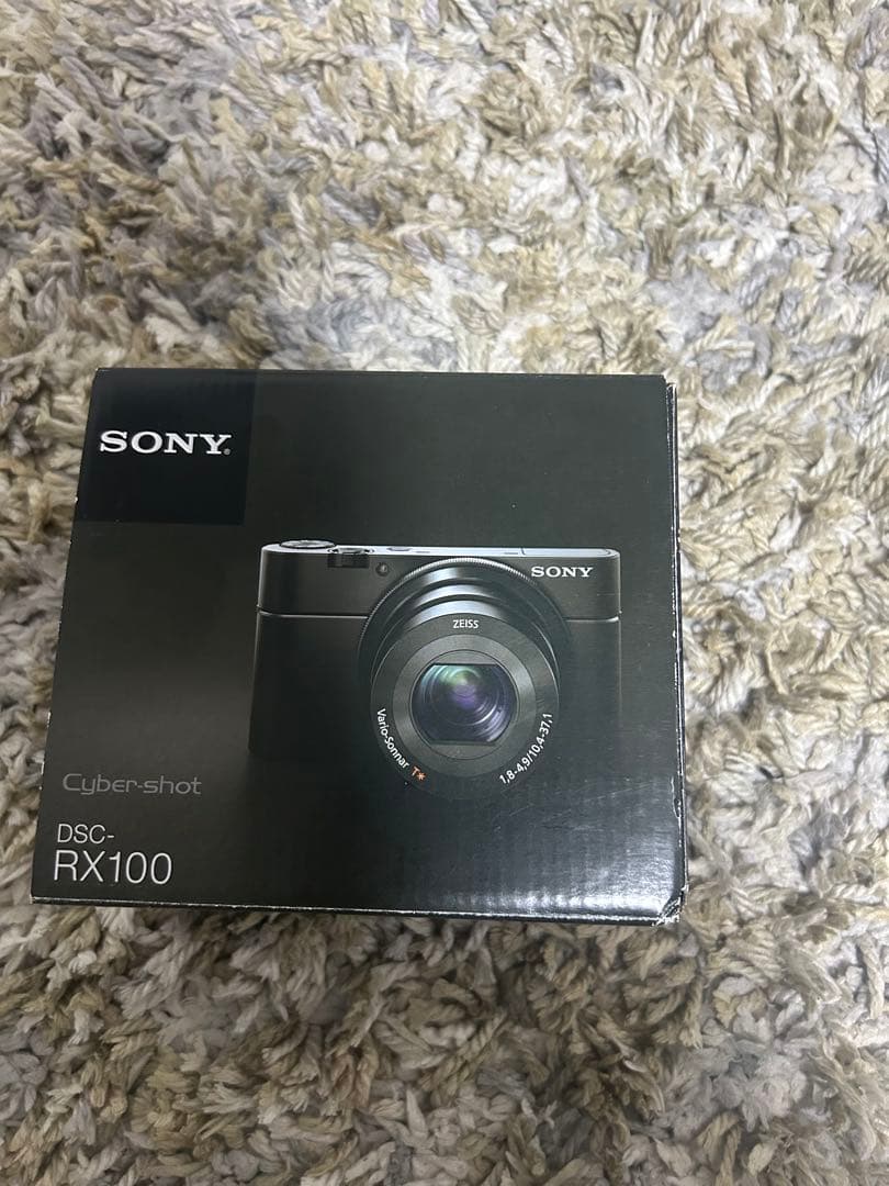 美品Sony Cyber-shot DSC-RX100 コンパクトデジタルカメラ