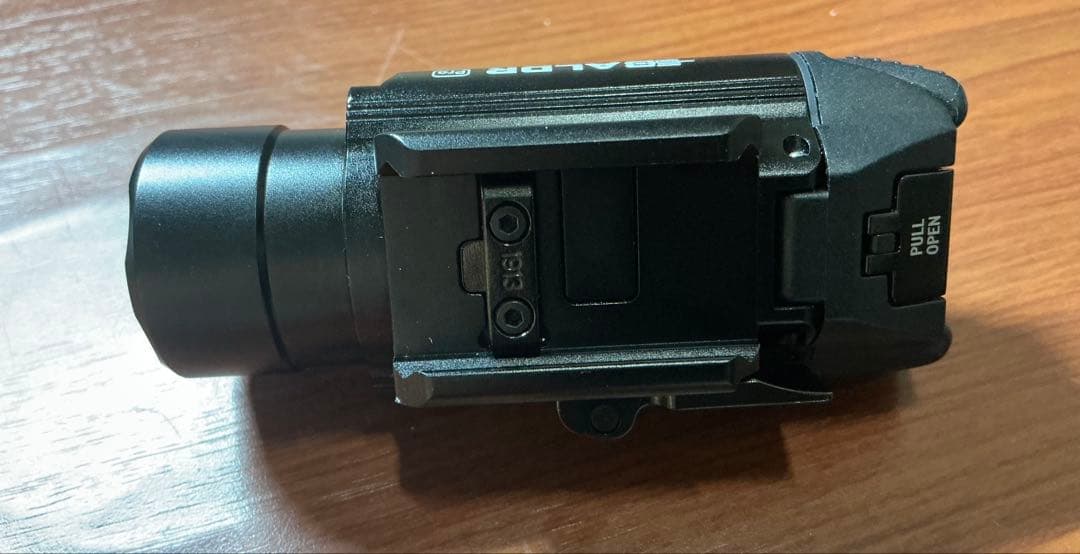 OLIGHT Baldr PRO グリーンレーザー&LED タクティカルライト