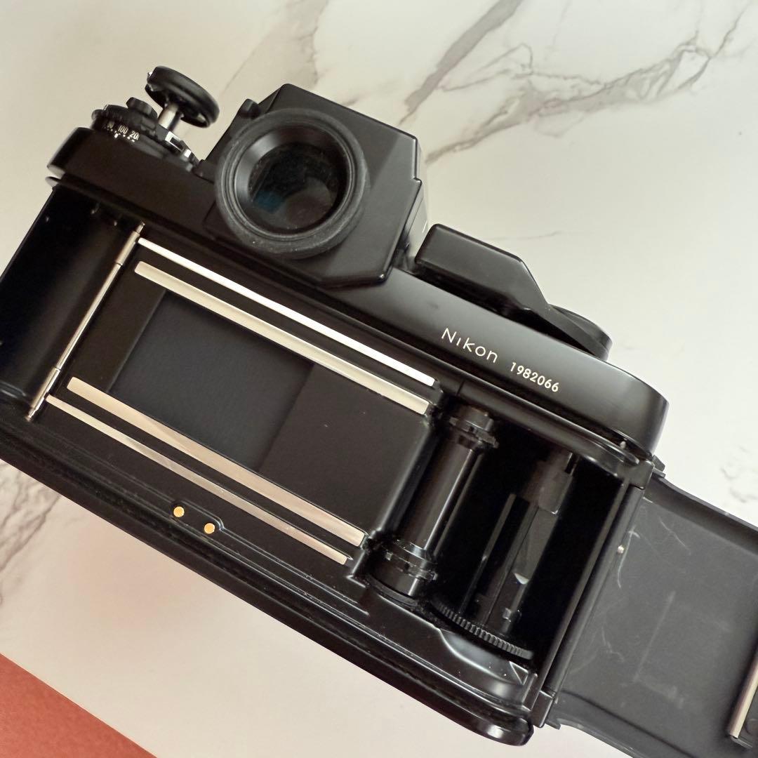 Nikon F3 HP フィルムカメラ 50mmレンズ付き