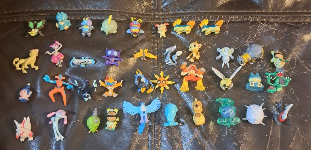 d*2様 ポケモン　フルカラーアドバンス　フィギュアのみ　38個セット