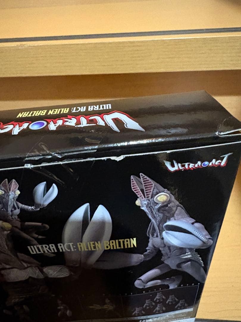 内未開封 ウルトラマン ULTRA-ACT バルタン星人 830526124