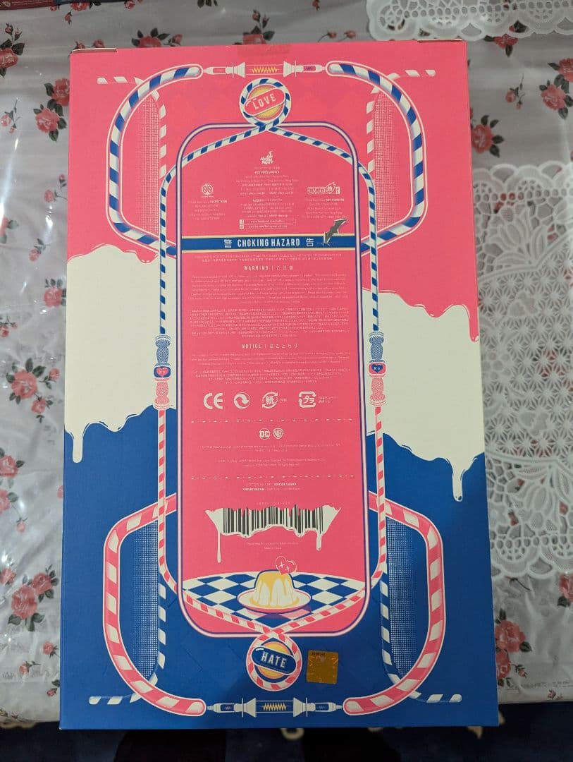 Hot toys ハーレイ・クイン フィギュア （通常版）