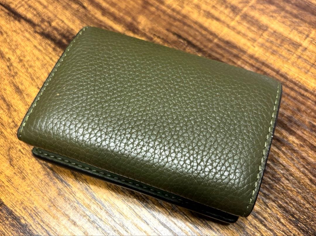 SALE中【ほぼ新品】COACH ミニトライフォールドウォレット レディース