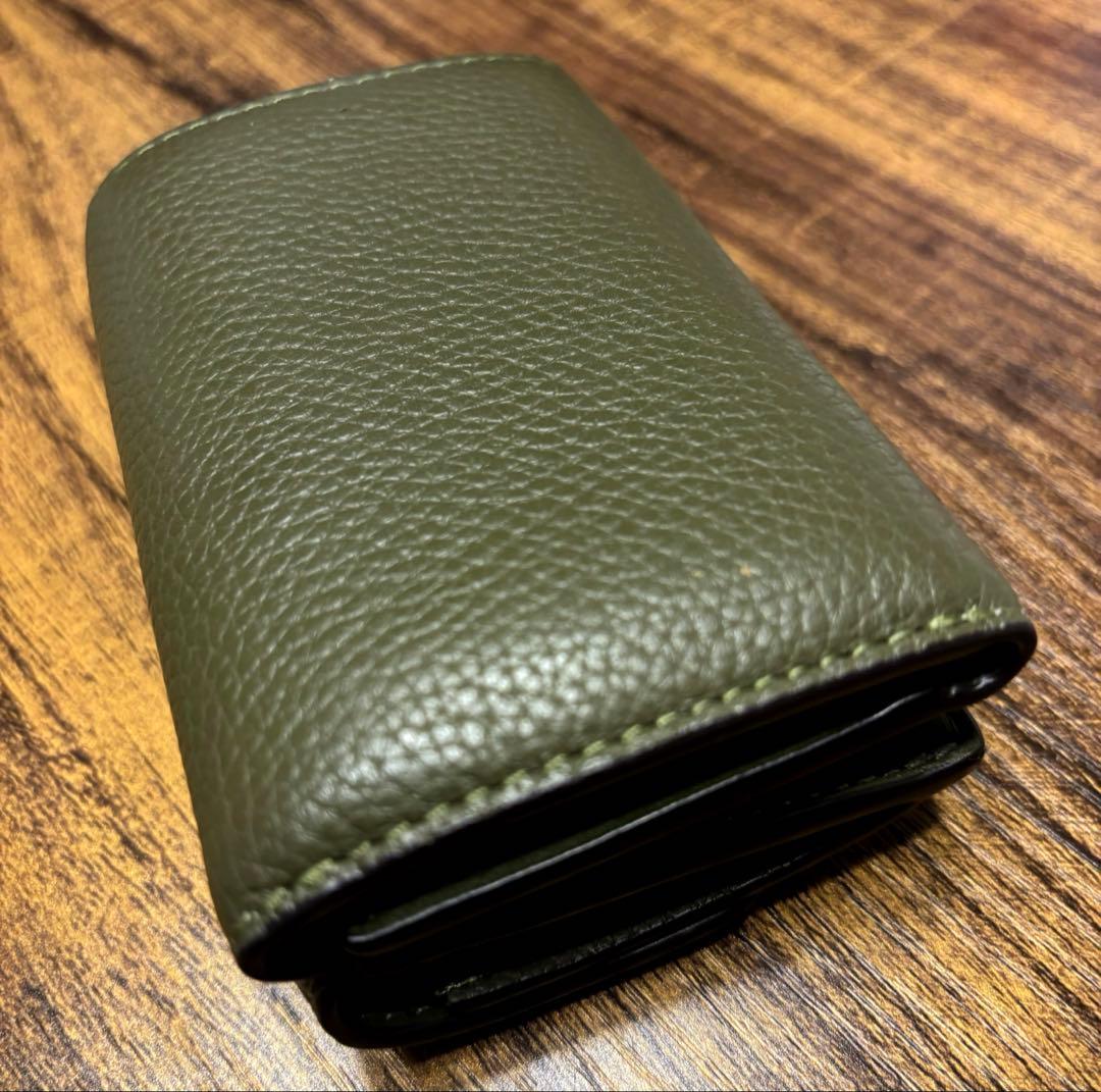 SALE中【ほぼ新品】COACH ミニトライフォールドウォレット レディース