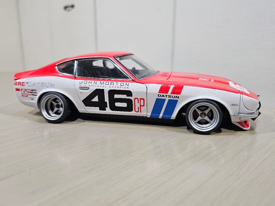 京商　BRE　DATSAN 　240Z 　レーシングカー