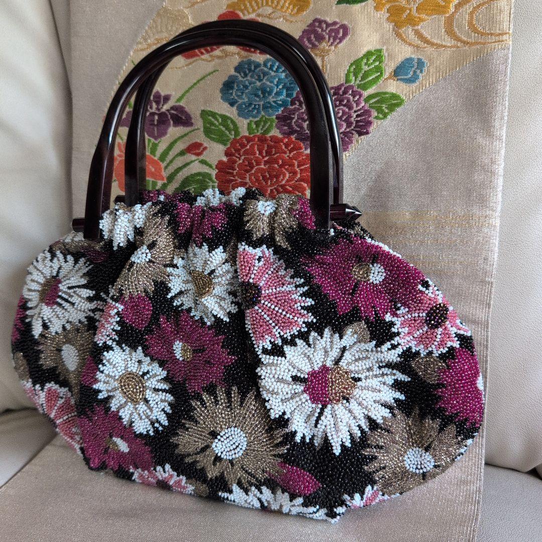 ビーズ和装バック　刺繍花　超美品