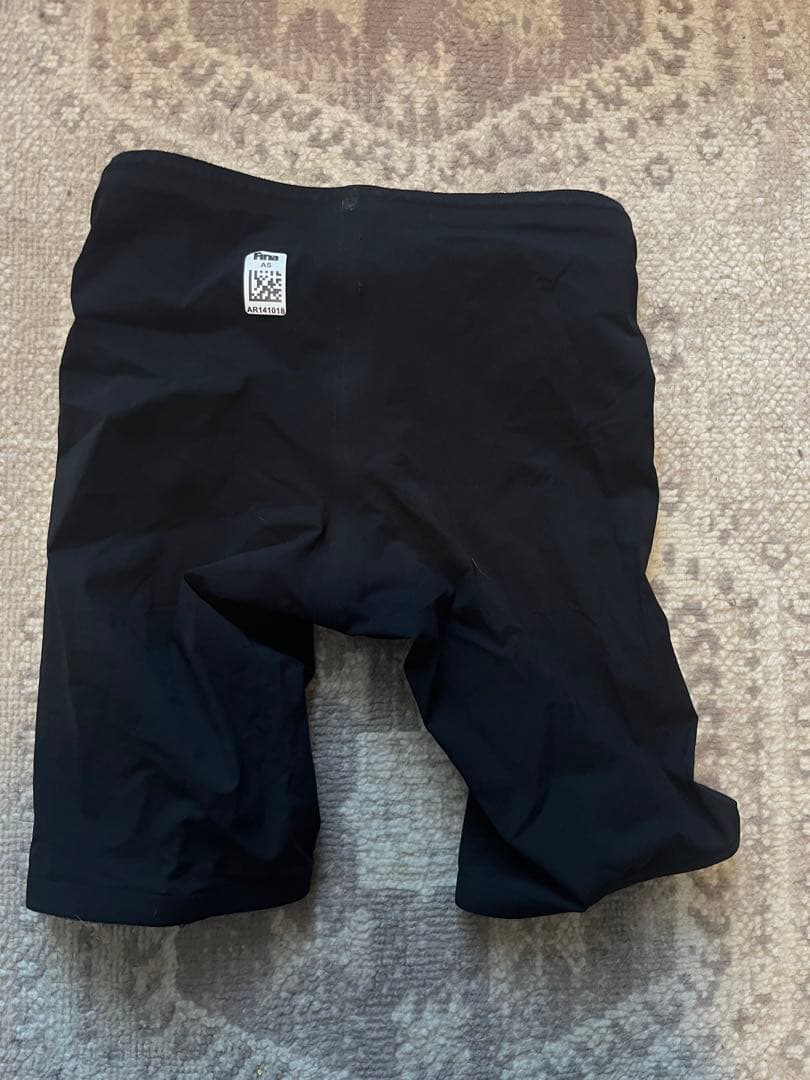 arena powerskin carbon air 2 Mサイズ