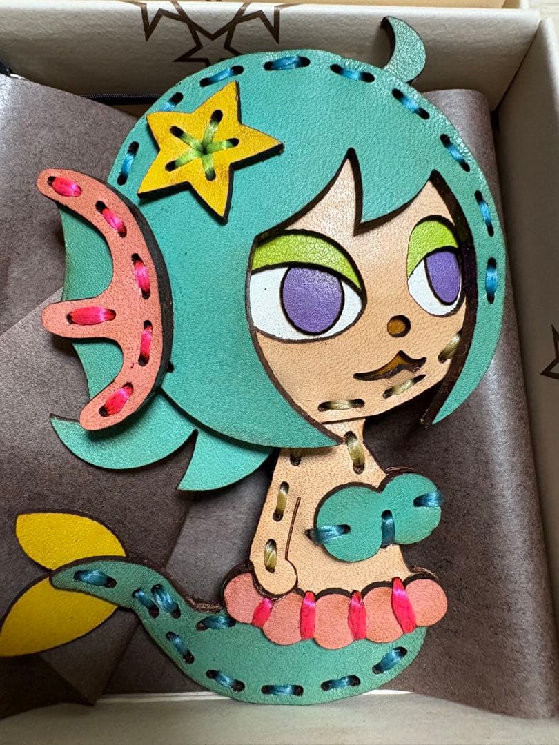 城とドラゴン レザーキーホルダー4個 プリティキャット、マーメイド、他