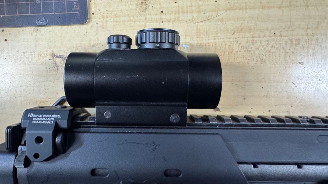 東京マルイ　mp7a1 ガスブローバック　外装カスタム済