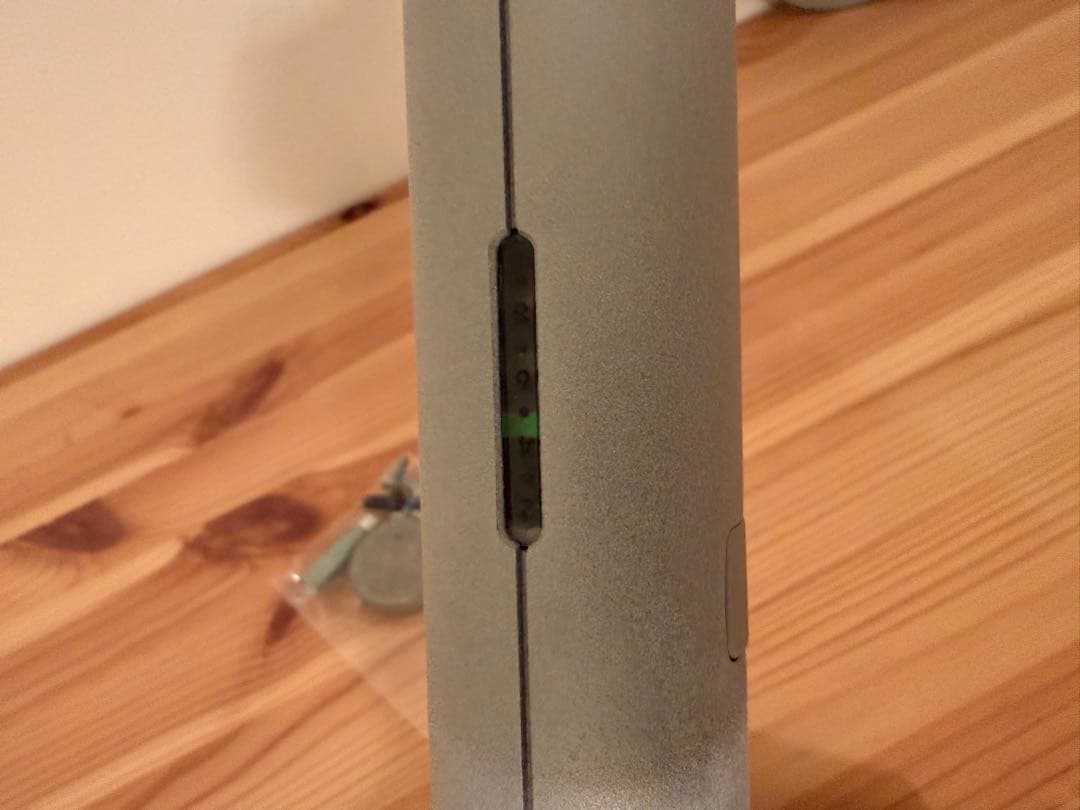 Herman Miller ハーマンミラー CBS Flo シルバー