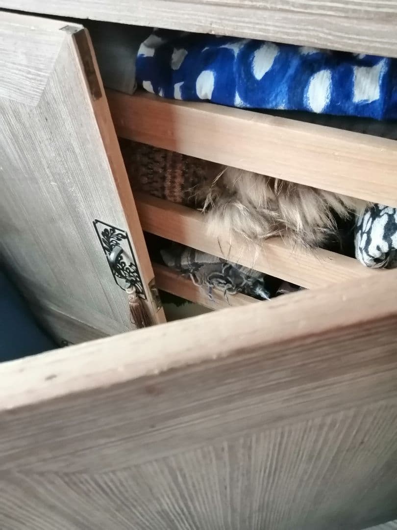 桐箪笥　箪笥　骨董　アンティーク　ヴィンテージ　家具　着物入れ　和箪笥