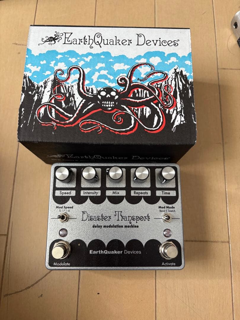 ギター EarthQuaker Devices Disaster Transport