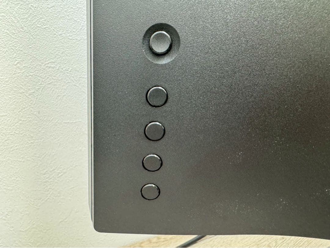 dell 湾曲モニター 32インチ　DELL s3222dgm