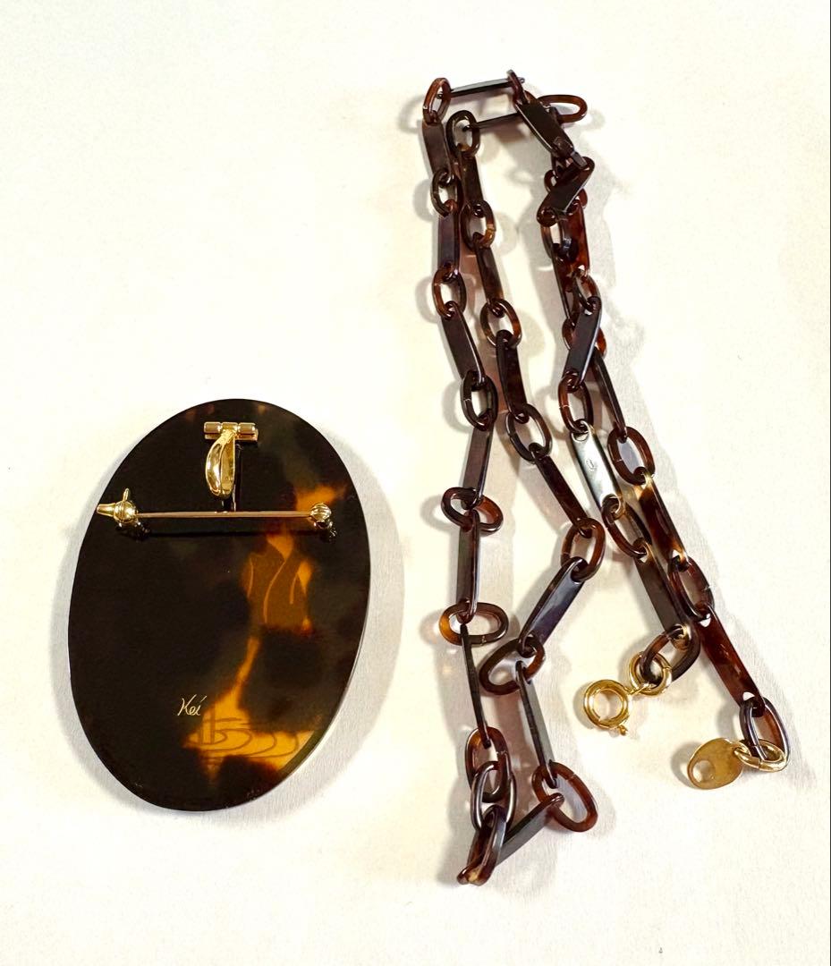 本鼈甲　蒔絵ブローチ　ペンダント　帯留　夫婦鶴