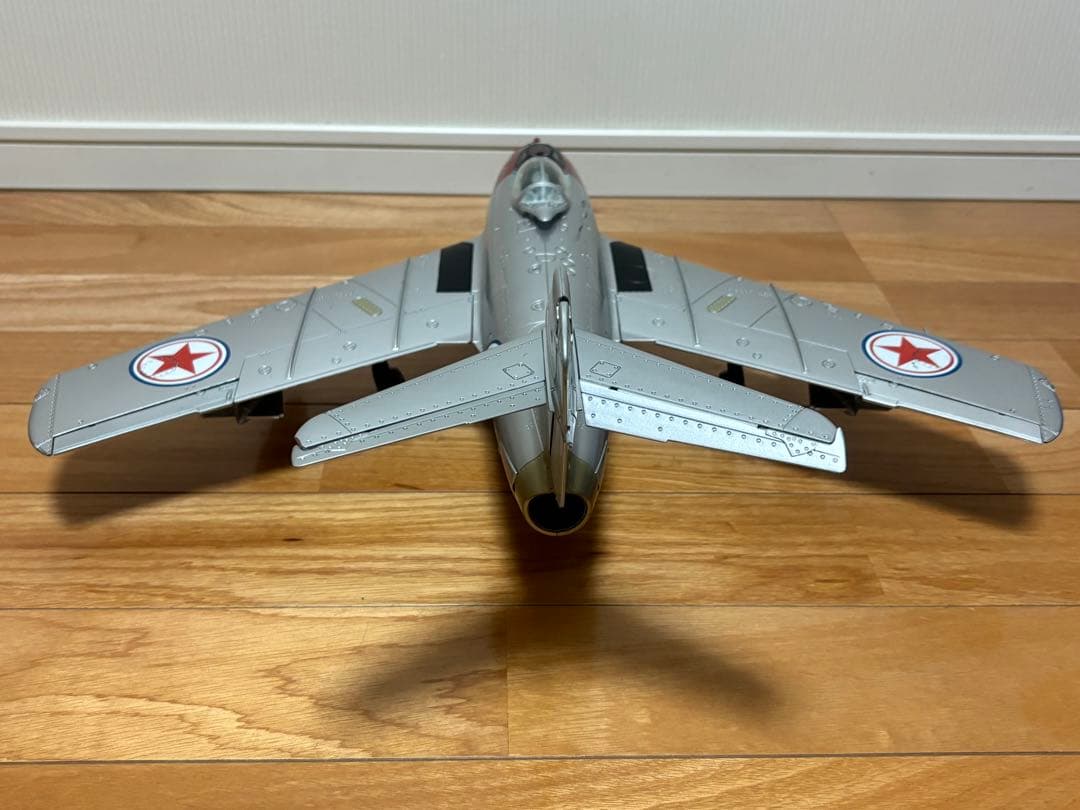 21センチュリートイズ 1/18 MIG-15bis ファゴット 戦闘機 訳あり