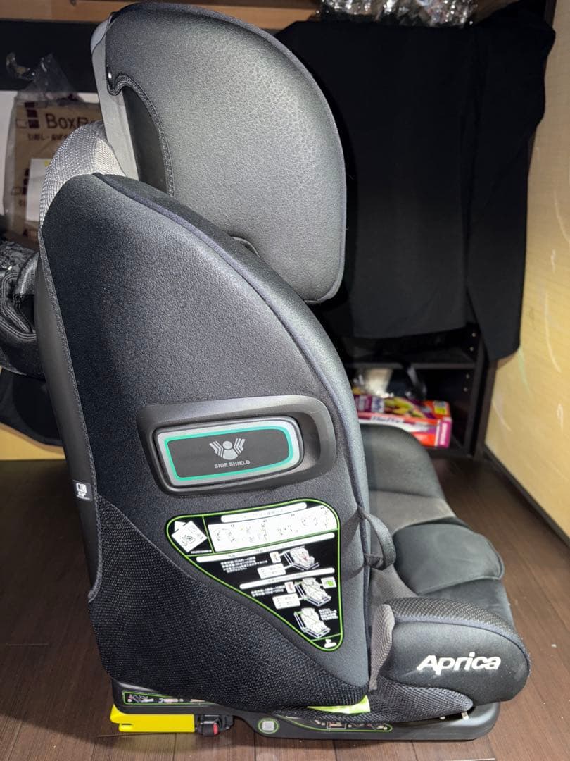 Aprica フォームフィット ISOFIX 360°セーフティチャイルドシート